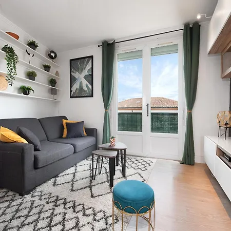Apartment Centre - 5 Min Metro St Cyprien