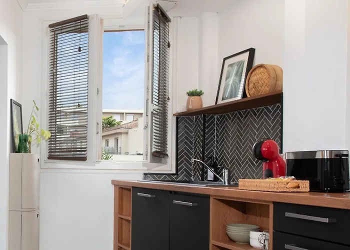 T2 Centre - 5 Min Metro St Cyprien アパート *